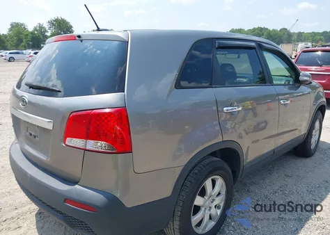 2011 Kia Sorento Lx z USA, uszkodzony, nr VIN 5XYKT3A13BG110529